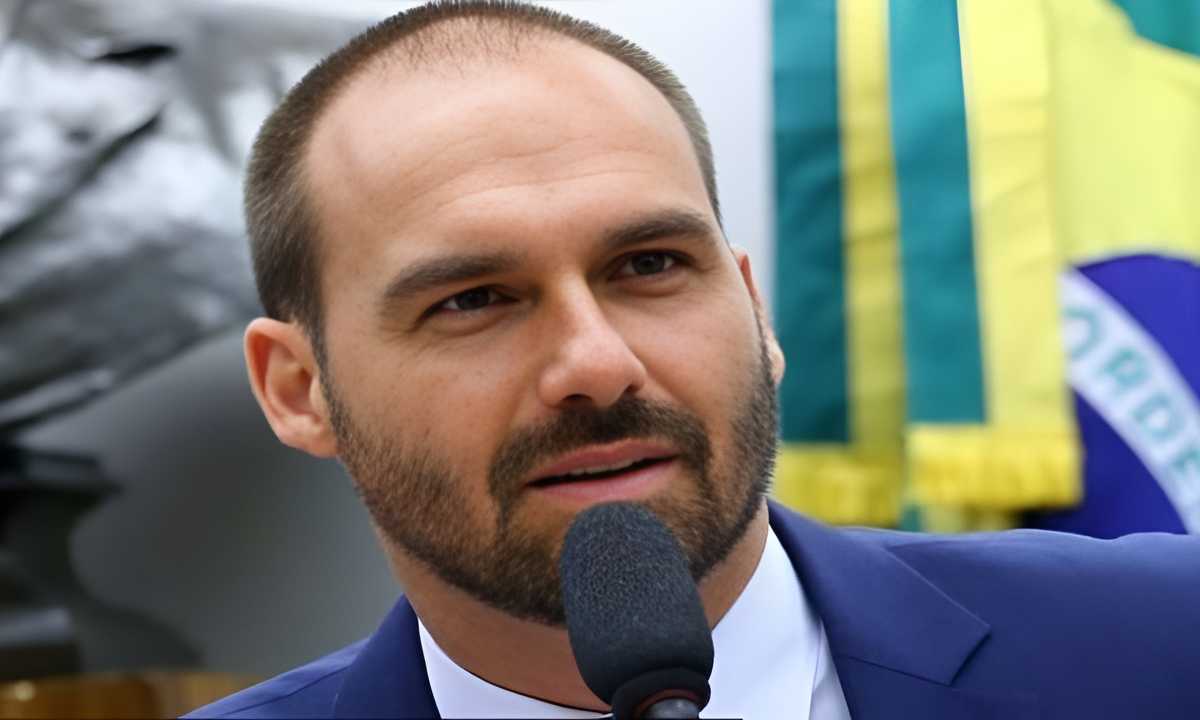 Eduardo Bolsonaro Revela Medico pessoal de Jair Bolsonaro interrogado pelo.jpg