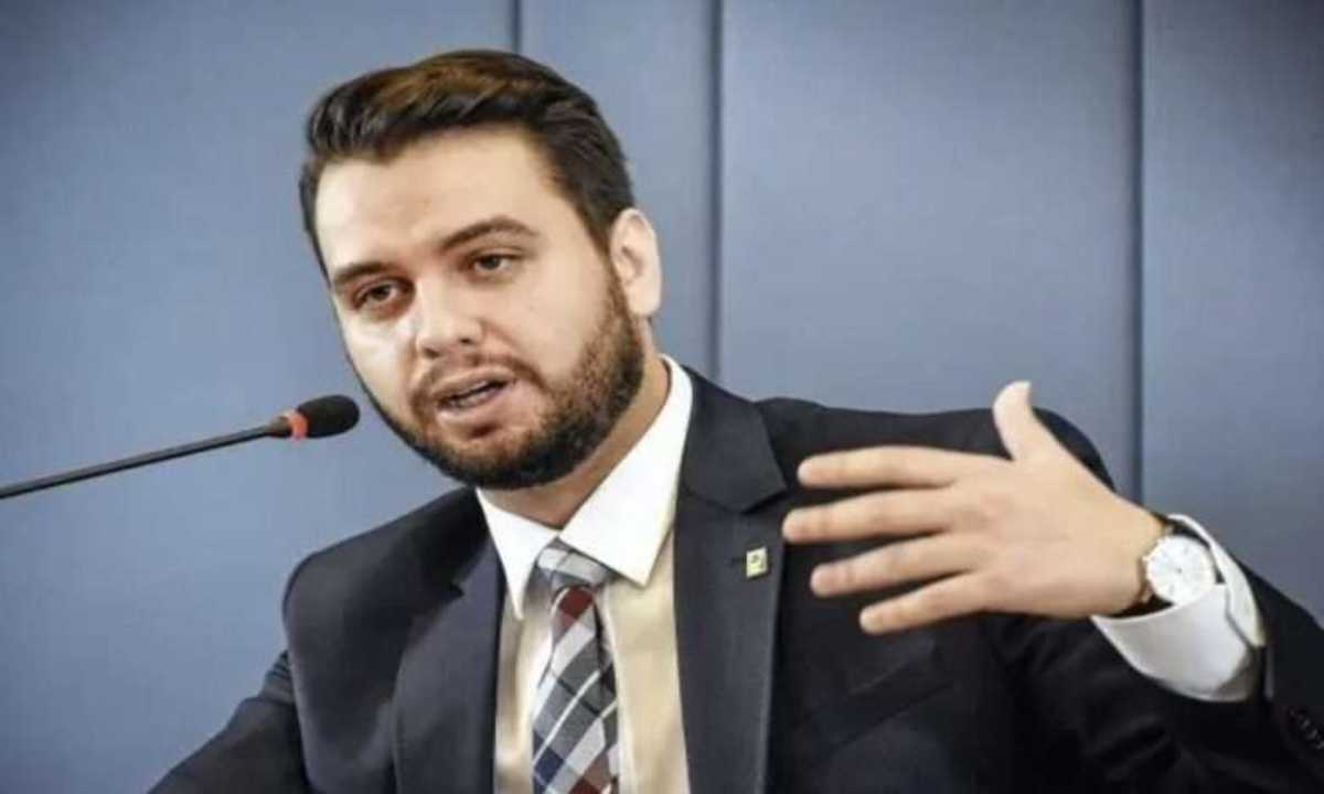 Filipe Martins quer Moraes Dino e Zanin fora do inquerito.jpg