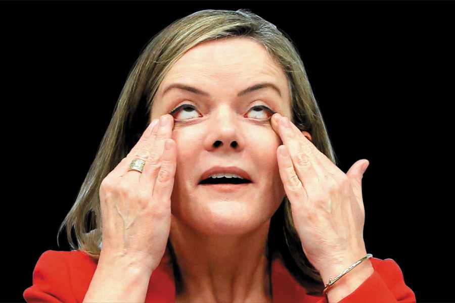 Gleisi Hoffmann ‘passa pano para o machismo de Lula e.jpg