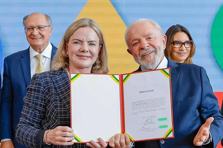 Lula escolheu mulher bonita pra ter boa relacao com o.jpg