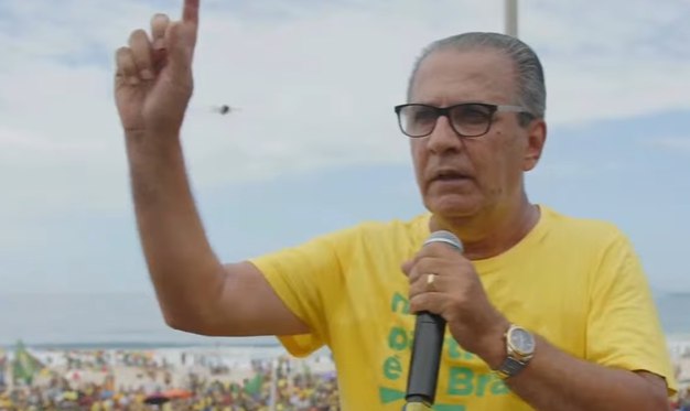 Malafaia apresenta seis provas e sobra ate para jornalista inescrupulosa.jpg