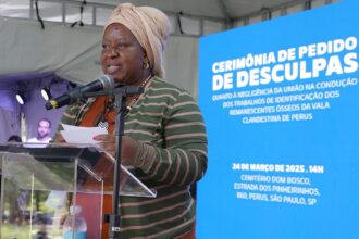vala-de-perus-negligencia-na-identificacao-das-ossadas-faz-estado-se-desculpar-ministra-macae-evaristo-representou-o-estado-e-fez-discurso-de-desculpas-foto-raul-lansky-mdhc-tvt-news