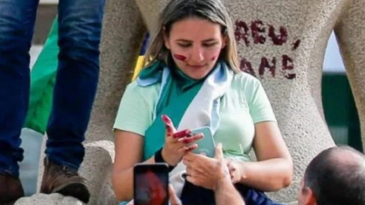 pgr-prisao-domiciliar-mulher-batom-tvt-news