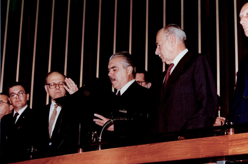 Redemocratizacao completa 40 anos.jpeg