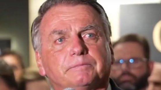 VIDEO Presidente Bolsonaro se emociona e chora ao falar que.jpeg