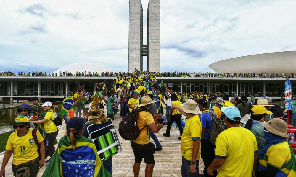 Alcolumbre Motta e STF negociam projeto para reduzir penas de.jpeg