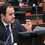 Apos greve de fome deputado Glauber Braga passa a noite.jpg