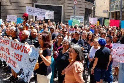 aposentados-banespa-santander-rejeitam-relatorio-cabesp-foto-junior-silva-seeb-tvt-news