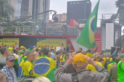 Ato pro anistia ganha forca neste domingo veja os videos.jpg