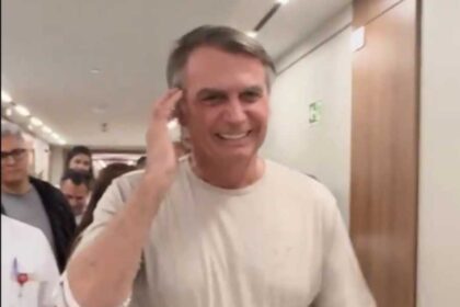 Bolsonaro deixa UTI nesta quarta feira 17 dias apos cirurgia.jpg