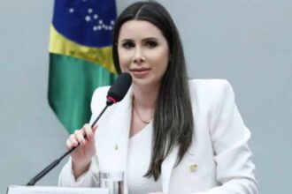 Carol aciona TCU contra manobra que pode gerar rombo milionario.jpg