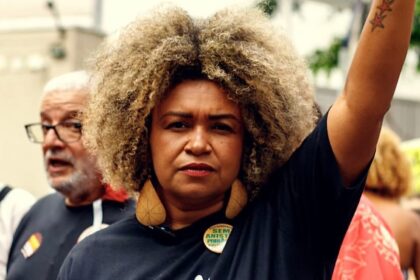 caso-de-racismo-no-aeroporto-de-guarulhos-e-denunciado-por-deputada-deputada-ediane-maria-foi-responsavel-por-video-denunciado-caso-de-racismo-que-sofreu-em-guarulhos-com-mais-duas-amigas-foto-@edianemariamtst-reproducao-tvt-news
