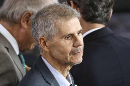 Chefe da Secom reconhece falhas de comunicacao do governo Lula.jpg