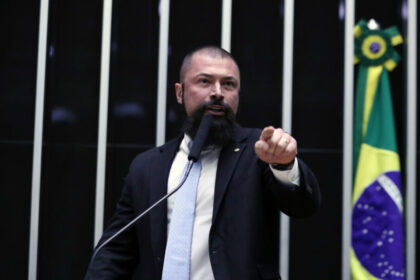 Comissao da Camara aprova projeto que proibe segurancas de Lula.jpg