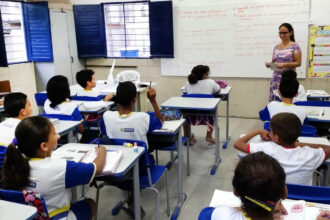 crescem-matriculas-de-alunos-com-transtorno-do-espectro-autista-censo-escolar-e-a-principal-pesquisa-da-educacao-basica-e-e-fundamental-para-compreender-o-ensino-no-brasil-sumaia-villela-agencia-brasil-tvt-news