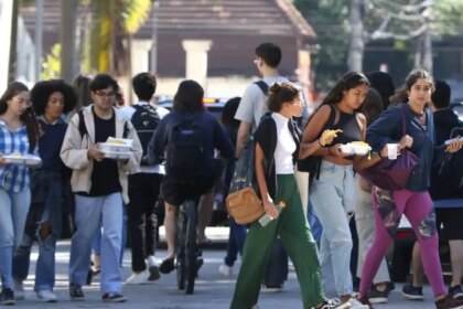 desemprego-entre-jovens-cai-pela-metade-em-quatro-anos-reducao-foi-mais-acentuada-no-sudeste-sul-e-centro-oeste-foto-tania-rego-agencia-brasil-tvt-news