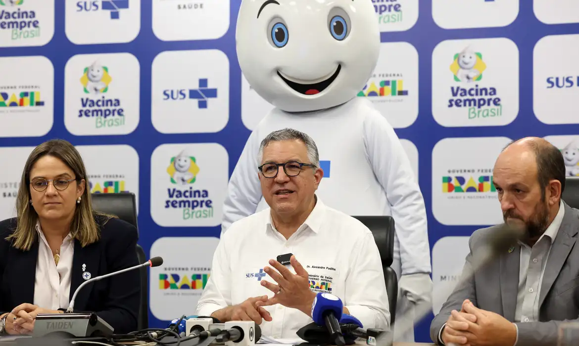 programa-saude-na-escola-pretende-imunizar-27-8-milhoes-de-estudantes-foto-antonio-cruz-agencia-brasil-tvt-news