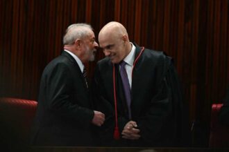 Intimar alguem na UTI e coisa de ditadura diz presidente.jpg