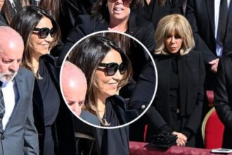 Janja dispensa veu em funeral sorriso da primeira dama chama atencao.jpg