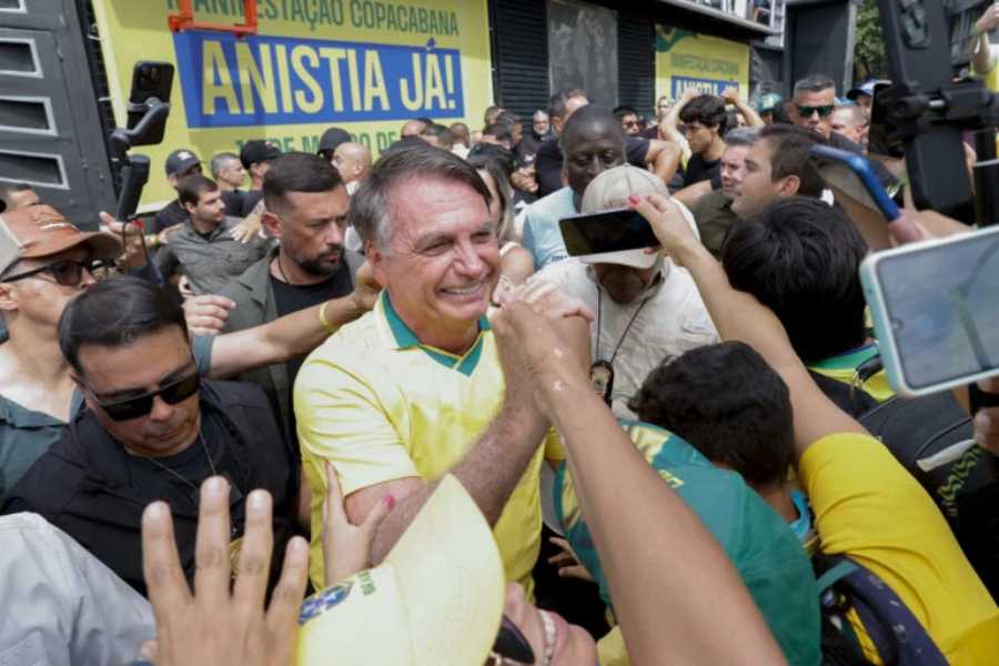 Lista de politicos confirmados no ato deste domingo passa de.jpg