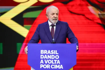 lula-presidente-participou-de-evento-para-apresentar-balanco-dos-dois-anos-de-governo-foto-fabio-rodrigues-pozzebom-agencia-brasil-tvt-news