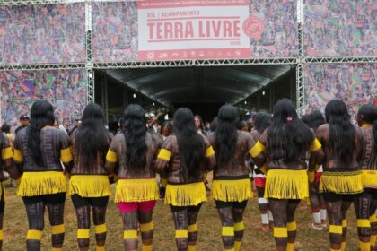 mais-de-6-mil-indigenas-se-reunem-no-acampamento-terra-livre-o-acampamento-terra-livre-atl-a-maior-assembleia-dos-povos-e-organizacoes-indigenas-do-brasil-acontece-em-brasilia-foto-fabio-rodrigues-pozzebom-agencia-brasil-tvt-news