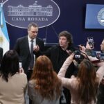 mile-fmi-popularidade-cai-foto-casa-rosada-tvt-news