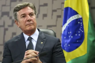 moraes-manda-prender-ex-presidente-fernando-collor-de-acordo-com-a-acao-penal-collor-com-a-ajuda-dos-empresarios-luis-pereira-duarte-de-amorim-e-pedro-paulo-bergamaschi-de-leoni-ramos-recebeu-r-20-milhoes-para-viabilizar-irregularmente-contratos-da-br-distribuidora-com-a-utc-engenharia-foto-marcelo-camargo-agencia-brasil-tvt-news