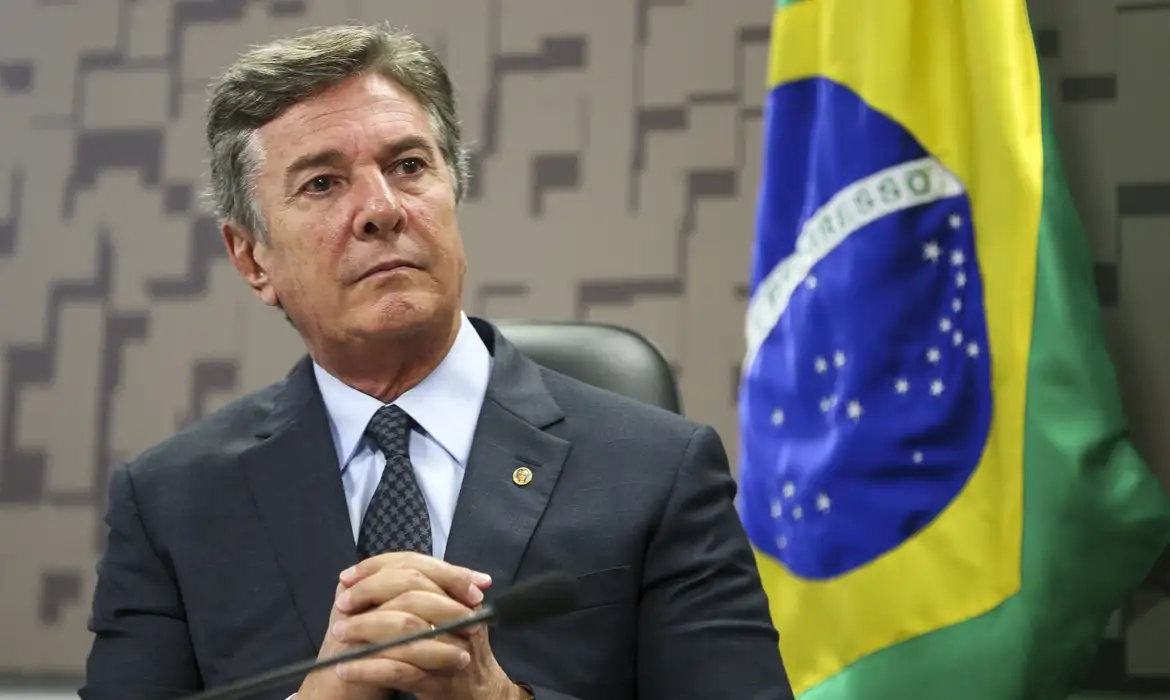 moraes-manda-prender-ex-presidente-fernando-collor-de-acordo-com-a-acao-penal-collor-com-a-ajuda-dos-empresarios-luis-pereira-duarte-de-amorim-e-pedro-paulo-bergamaschi-de-leoni-ramos-recebeu-r-20-milhoes-para-viabilizar-irregularmente-contratos-da-br-distribuidora-com-a-utc-engenharia-foto-marcelo-camargo-agencia-brasil-tvt-news