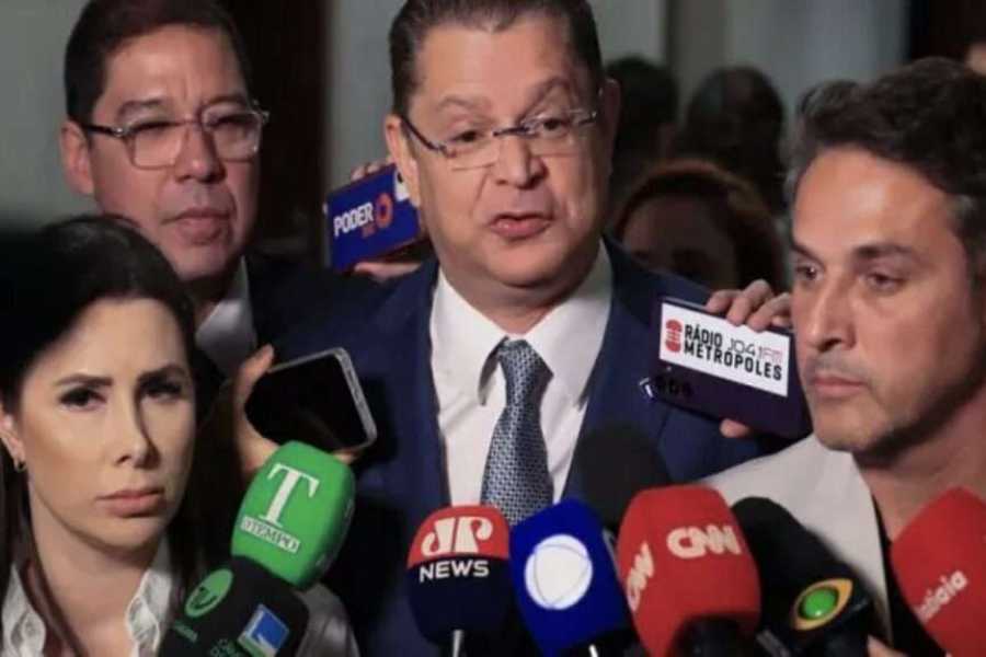 PL acusa presidente da Camara de manobrar para barrar anistia.jpg