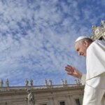 papa-francisco-pede-lapide-simples-em-testamento-testamento-do-papa-francisco-pede-tumulo-simples-e-apenas-com-a-inscricao-franciscus-foto-vatican-news-tvt-news