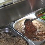 preco-ingredientes-prato-feito-queda-sao-paulo-o-preco-do-arroz-recuou-2-40-porcento-em-marco-enquanto-o-feijao-teve-leve-alta-de-0-63-porcento-foto-antonio-cruz-abr