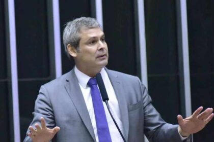 Pressao Interna Lider do PT Questiona Aliados por Apoiar Votacao.jpg