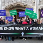 reino-unido-decide-que-mulheres-nao-sao-amparadas-pela-lei-da-igualdade-de-2010-grupo-comemora-a-decisao-do-reino-unido-foto-for-women-scotland-reproducao-tvt-news