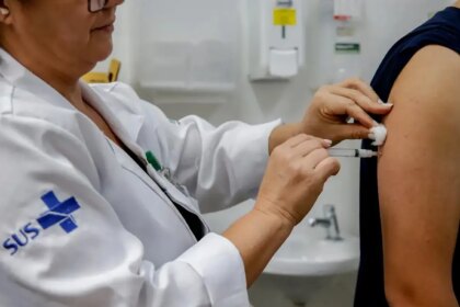 semana-de-vacinacao-nas-americas-quer-aplicar-66-5-milhoes-de-doses-esforco-continental-busca-aumentar-as-coberturas-vacinais-na-semana-de-vacinacao-nas-americas-ate-3-de-maio-paulo-pinto-agencia-brasil-tvt-news