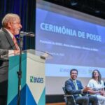 Sob gestao Lula BNDES amplia gastos com propaganda em 214.jpg