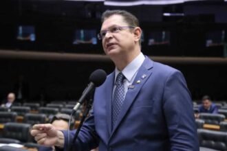 Sóstenes: Temos 217 assinaturas para urgência do texto por anistia 9 Sostenes Temos 217 assinaturas para urgencia do texto por anistia.jpg