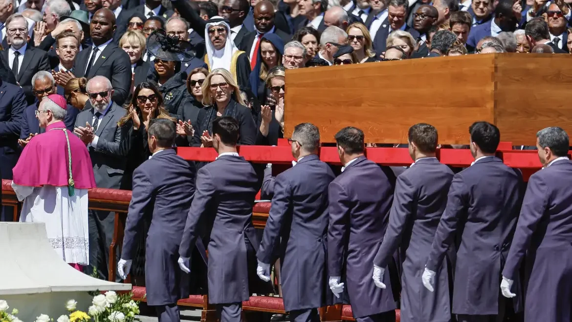 veja-como-foi-o-enterro-do-papa-francisco-presidente-lula-e-dezenas-de-autoridades-participam-da-cerimonia-de-despedia-do-papa-francisco-foto-ricardo-stuckert-pr-tvt-news