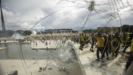 bolsonaristas-preparam-versao-light-para-conseguir-aprovacao-do-pl-da-anistia-atos-golpistas-estao-sendo-condenados-por-abolicao-violenta-do-estado-democratico-de-direito-foto-joedson-alves-agencia-brasil-tvt-news