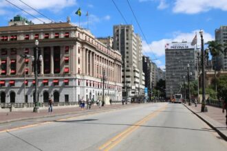 dia-do-trabalhador-o-que-abre-e-o-que-fecha-em-sao-paulo-transporte-publico-funciona-com-horarios-reduzidos-foto-rovena-rosa-agencia-brasil-tvt-news