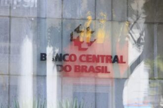 Banco Central decretou falência de dois bancos e acendeu sinal de alerta no mercado