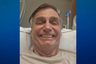 Bolsonaro segue estavel e deve ter alta nos proximos dias.jpg