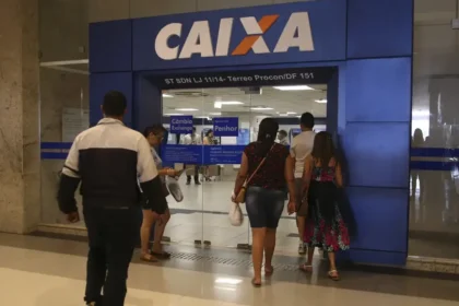 calendario-do-pis-caixa-libera-abono-salarial-caixa-vai-pagar-abono-do-pis-veja-o-calendario-foto-jose-cruz-agencia-brasil-tvt-news