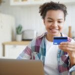 Menor de 18 anos pode ter um cartão de crédito?