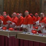 conclave-se-inicia-cardeais-brasileiros-ritos-curiosidades-vatican-news-tvt-news