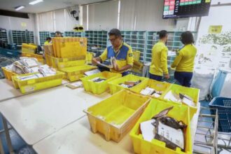 Correios vetam uso do WhatsApp para comunicacao interna.jpg