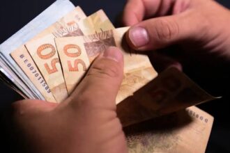 dia-do-pagamento-quando-sera-o-5-dia-util-de-maio-veja-todos-os-dias-de-pagamento-dos-proximos-meses-e-os-proximos-feriados-no-brasil-em-tvt-news-marcello-casal-jr-agencia-brasil-tvt-news