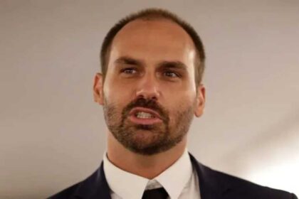 Eduardo rebate acusacao de mentira e desafia jornalista Mentirosos profissionais.jpg