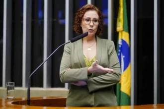 Entenda o que acontece com Zambelli apos deputada ser condenada.webp.webp