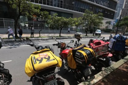 justica-sp-suspende-mototaxi-apos-acidente-morte-a-prefeitura-e-as-plataformas-de-aplicativos-travam-uma-disputa-judicial-sobre-a-permissao-do-servico-na-cidade-foto-paulo-pinto-agencia-brasil-tvt-news